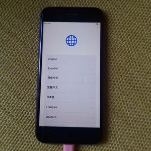 Iphone 8 - unlocked Excellent condition black